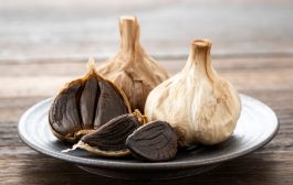 Why You Should Try Black Garlic – Top Health Benefits And Cooking Tips