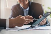 Should you ever take financial advice from social media?