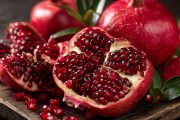 5 foods to pair with pomegranate for a wholesome breakfast