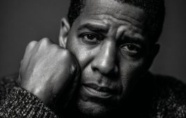 Hollywood’s biggest star was a barber, collected garbage to pay the bills, is worth $300 million now