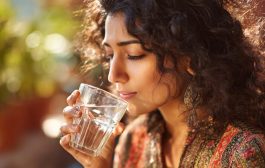 Health coach shares 8 causes and simple solutions for bloating: ‘Drinking too much water or drinking too little’