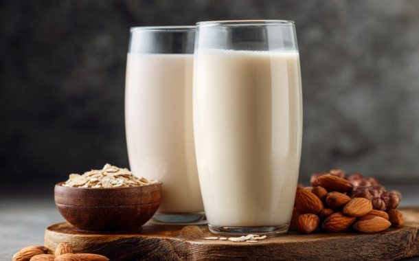 Almond Milk Vs. Oat Milk: Which Is Better For The Heart?